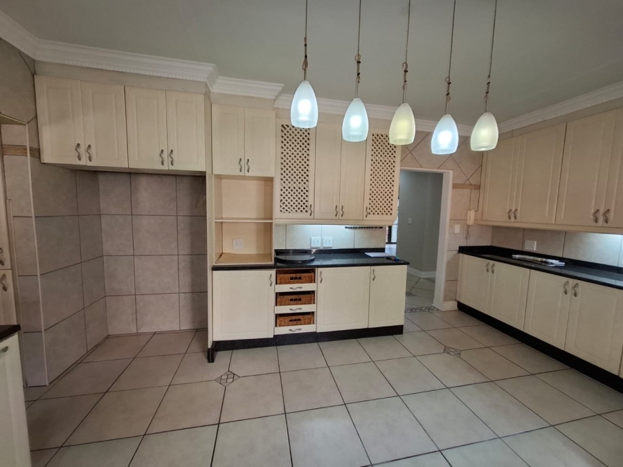 4 Bedroom Property for Sale in Safari Gardens North West